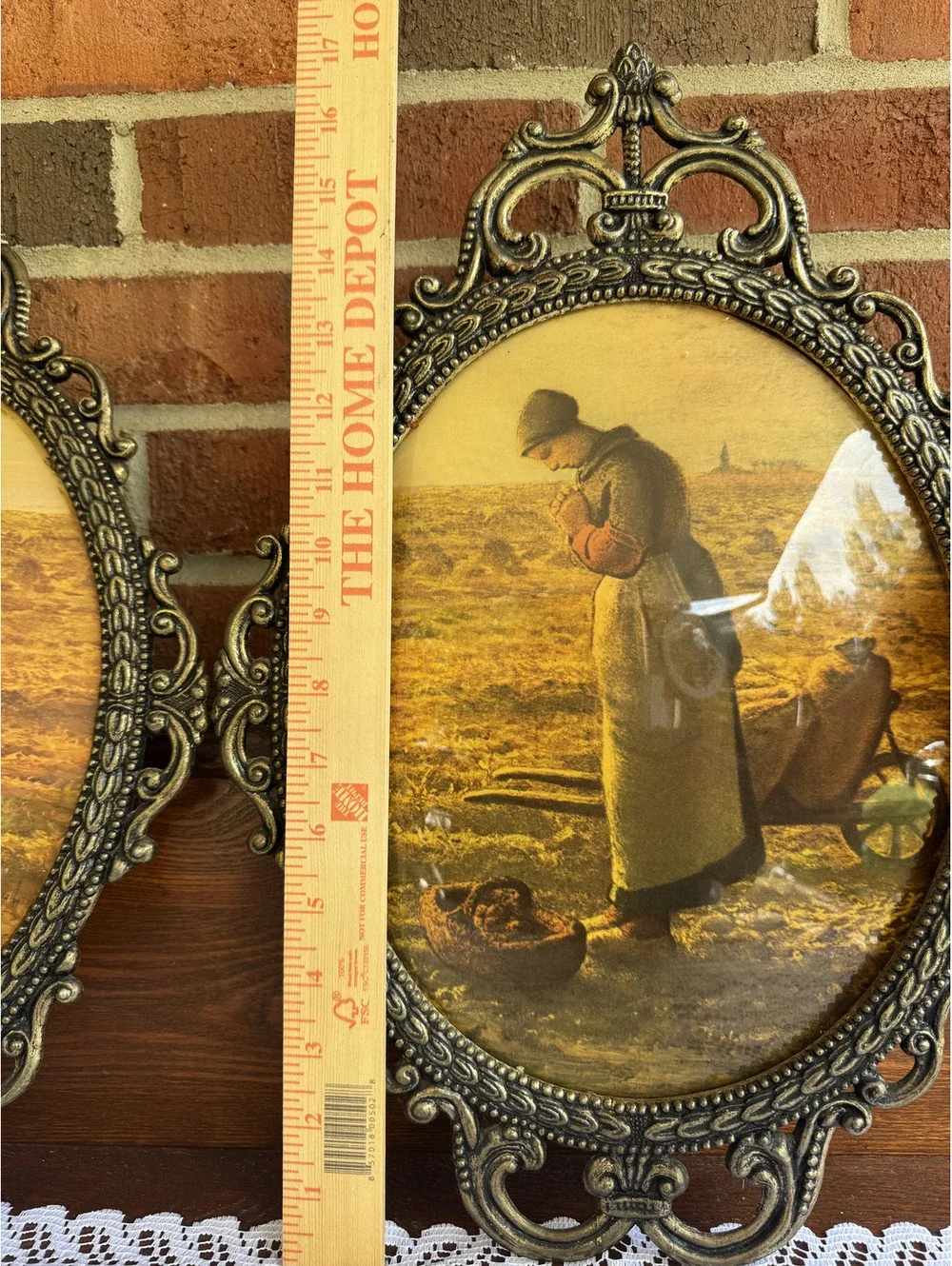 Vintage Pair of Oval Metal Brass Picture Frame/Bubble Glass/Praying Farmer